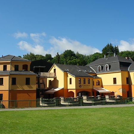Hotel Strelnice Teplice nad Metují Dış mekan fotoğraf