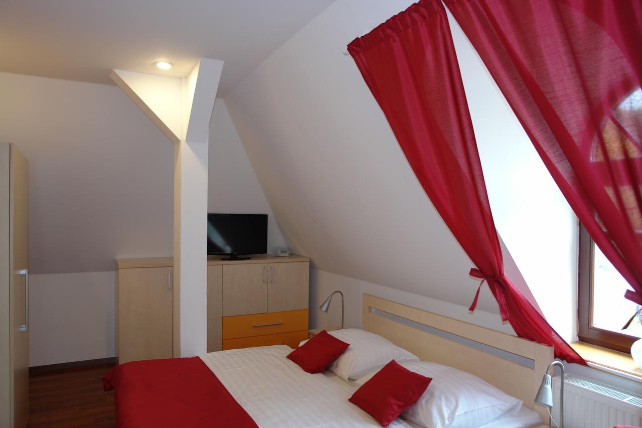 Hotel Strelnice Teplice nad Metují Dış mekan fotoğraf