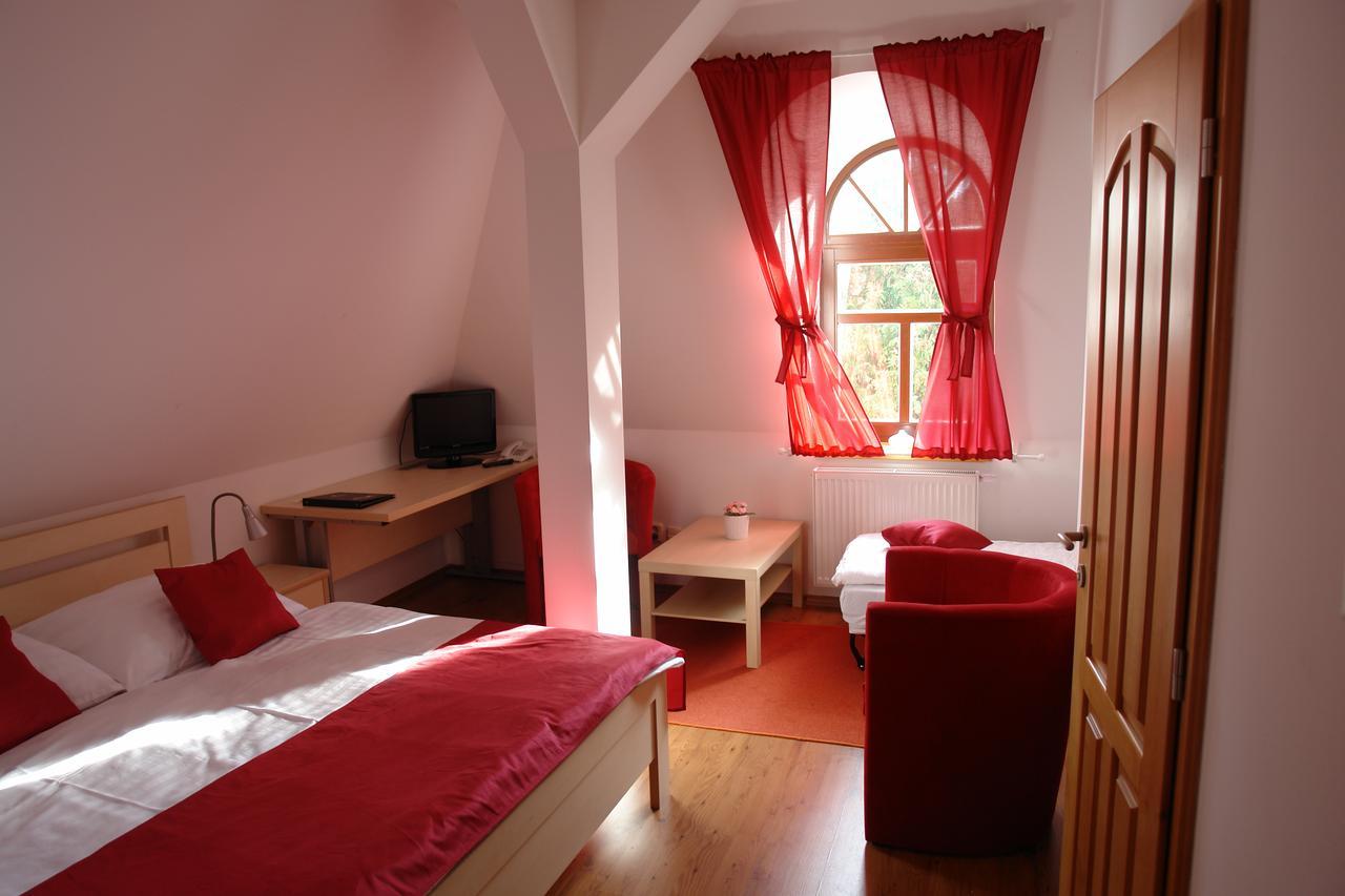 Hotel Strelnice Teplice nad Metují Dış mekan fotoğraf